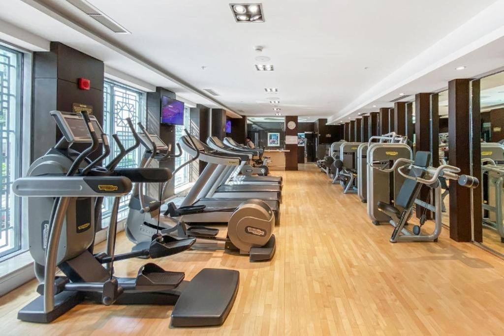 דובאי The Residences Tower - Full Burj Khalfa View מראה חיצוני תמונה