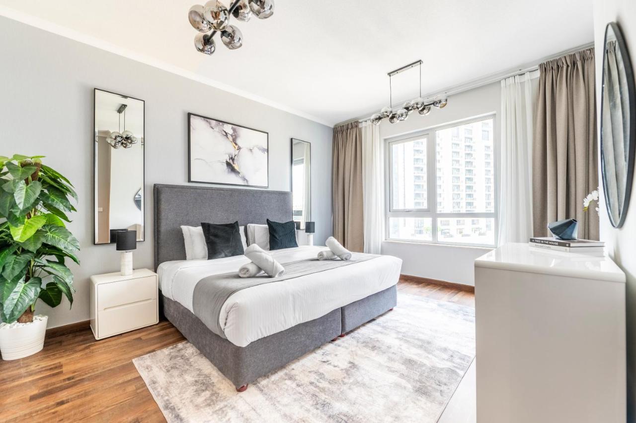 דובאי The Residences Tower - Full Burj Khalfa View מראה חיצוני תמונה