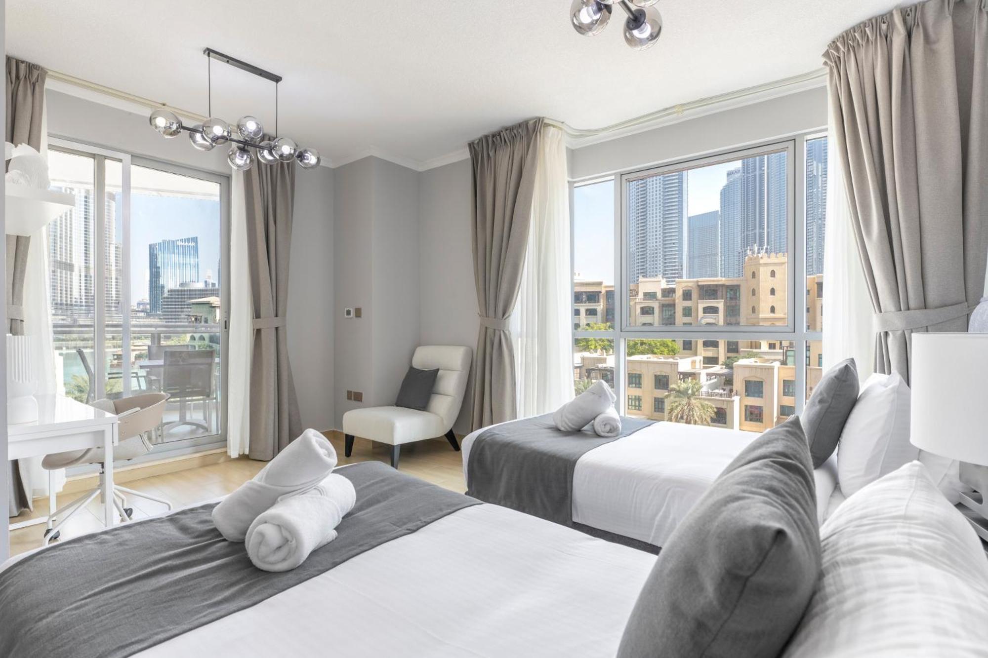 דובאי The Residences Tower - Full Burj Khalfa View מראה חיצוני תמונה